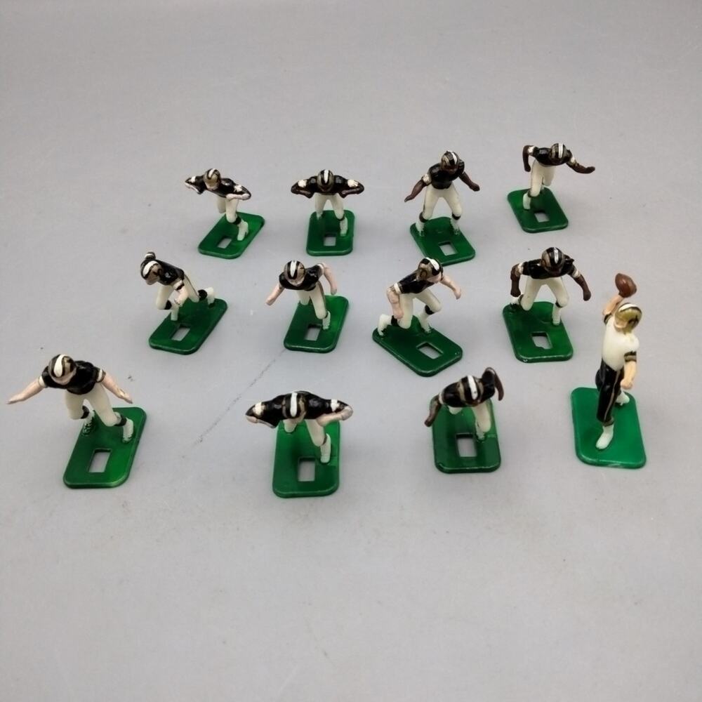 Tudor NFL Electric Football 11 Action Figures New Orleans Saints Vintage